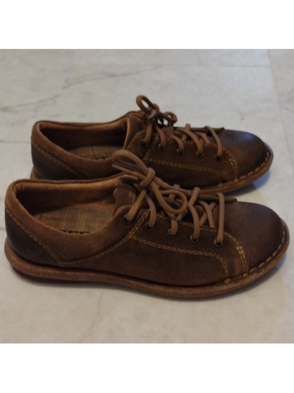 Born Brown Suede Lace-Up Sneakers 8ladies 8.5 - Picture 4 of 7